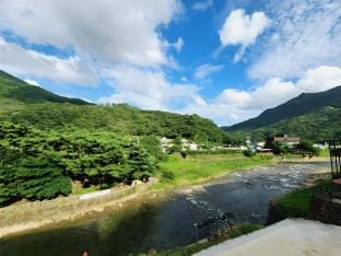 Gurye Tongnamu Pension Bed and Breakfast in South Korea