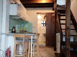 A 1950s townhouse in city center Vacation rental in Kaohsiung
