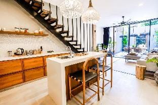 Canggu Modern-Tropical Designer Townhouse Apartment in North Kuta