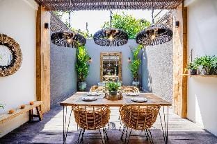 Canggu Modern-Tropical Designer Townhouse Apartment in North Kuta