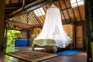Rustic Off-The-Grid Home in Ubud Jungle Vacation rental in Sukawati