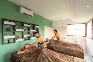 Beautiful deluxe with Garden View #P5 Apartment in Sukawati