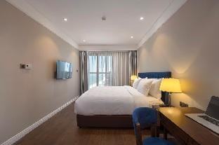 Beachfront 2BDR Condo Unit| Rooftop Pool Apartment in Da Nang