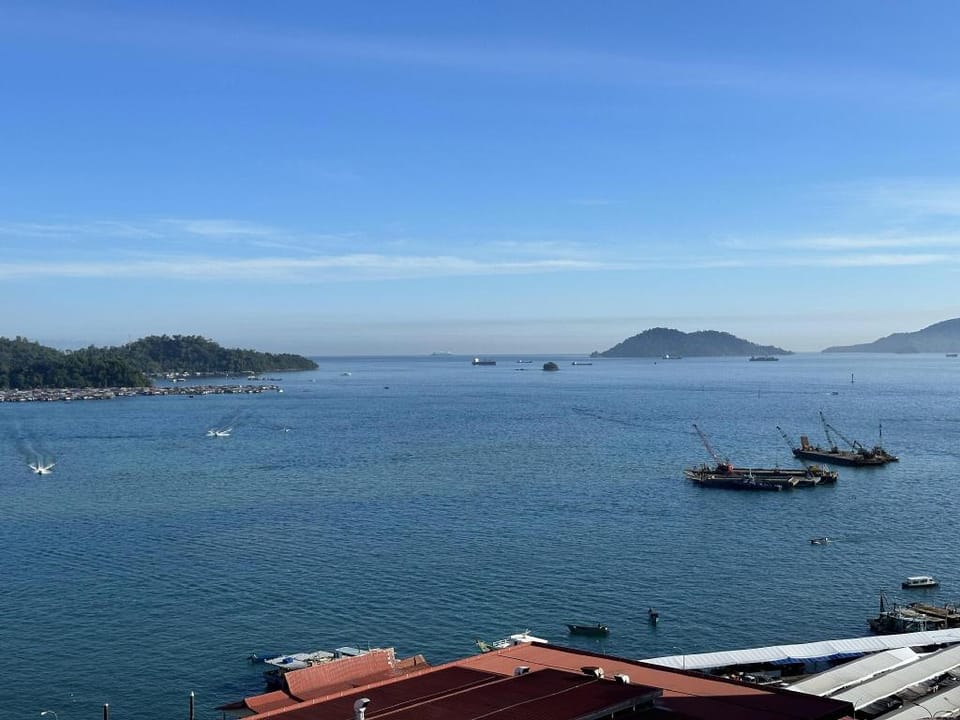 THE SHORE SEAVIEW Centre Of The City Apartment in Kota Kinabalu