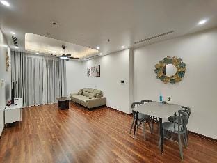 AnstayJSC Three BRs  View Park Korea  Hà Nội. Vacation rental in Laos