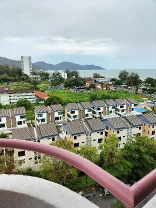 Ten Ten homestay  Apartment in Batu Ferringhi, Penang, Malaysia