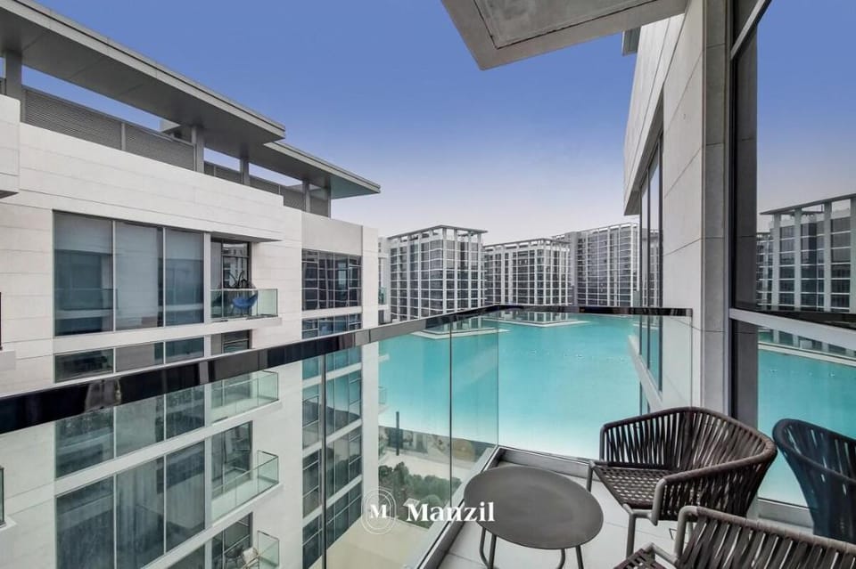 Stylish 1 BR at district one w/ Burj Khalifa View Apartment in Dubai