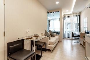 Bangkok 1bed room bts thonglo SuperiorSpaApartment Apartment in Bangkok