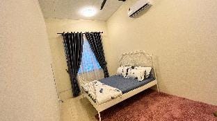 AS Homestay (Muslim Only) Vacation rental in Subang Jaya