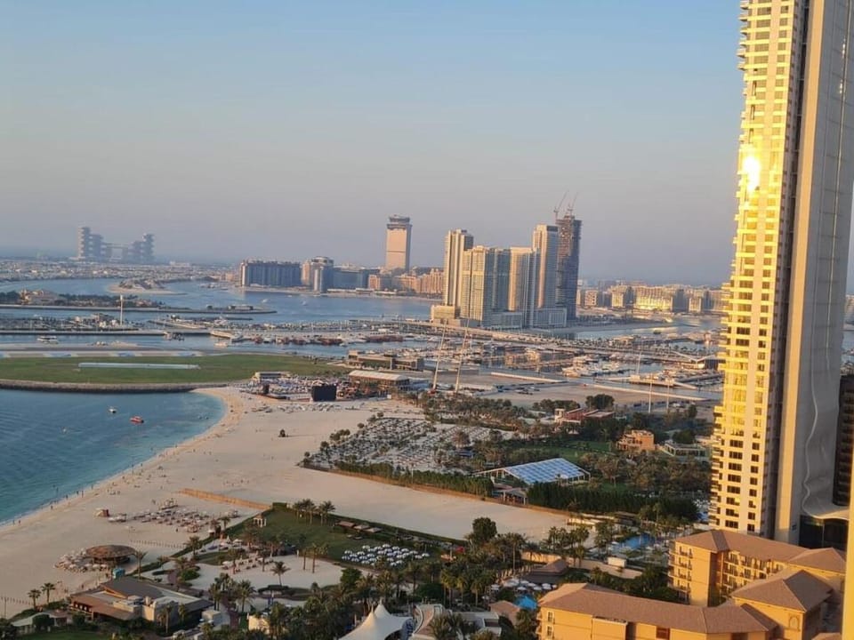 High Floor 2BR Apartment in JBR with Sea View Apartment in Dubai