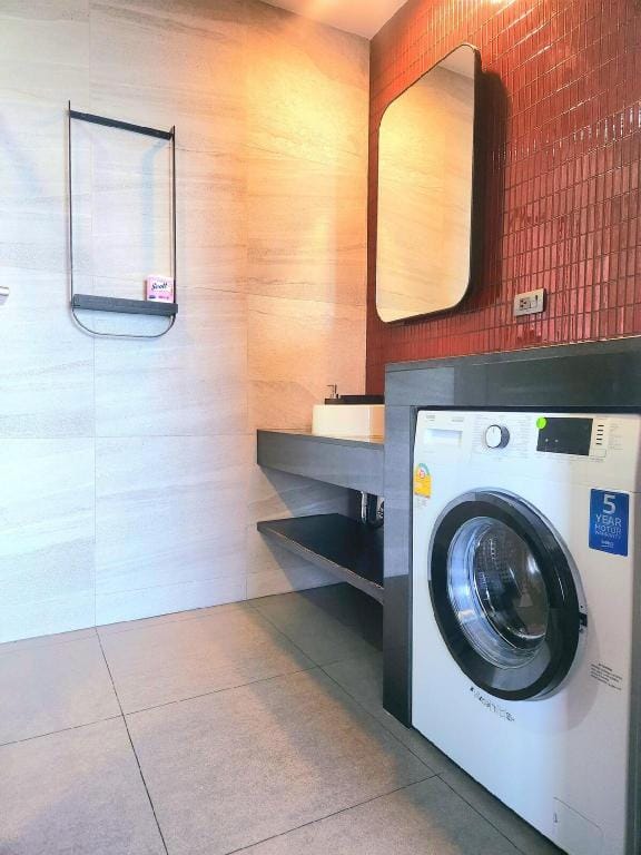 Edge condo seaviw 2-bedroom/Base二期两居室新豪华全海景公寓 Apartment in Pattaya City