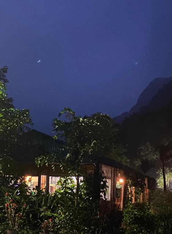Phong Nha Eco Village Lodge in Laos