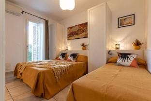 Nice Apartment with huge swimming pool and solarium - By Beahost Rentals Apartment in Bibione