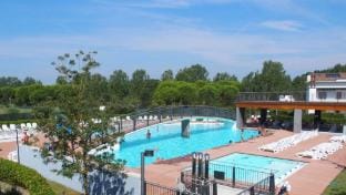 Apartment with swimming pool and garden in a tourist village no560 Apartment in Bibione