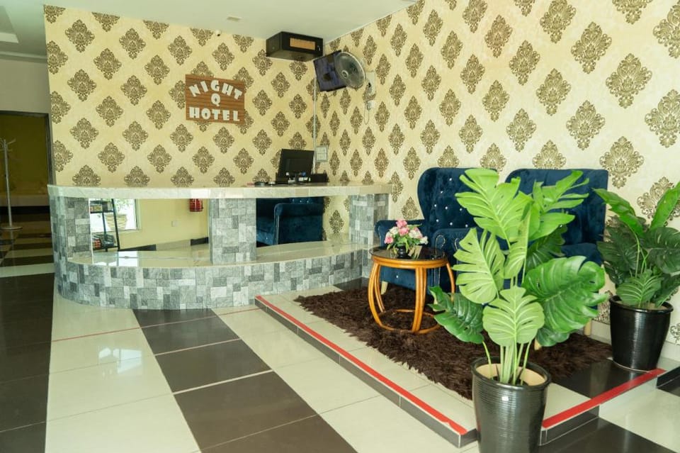 Night Queen Hotel (Kota Warisan) Hotel in Selangor, Malaysia