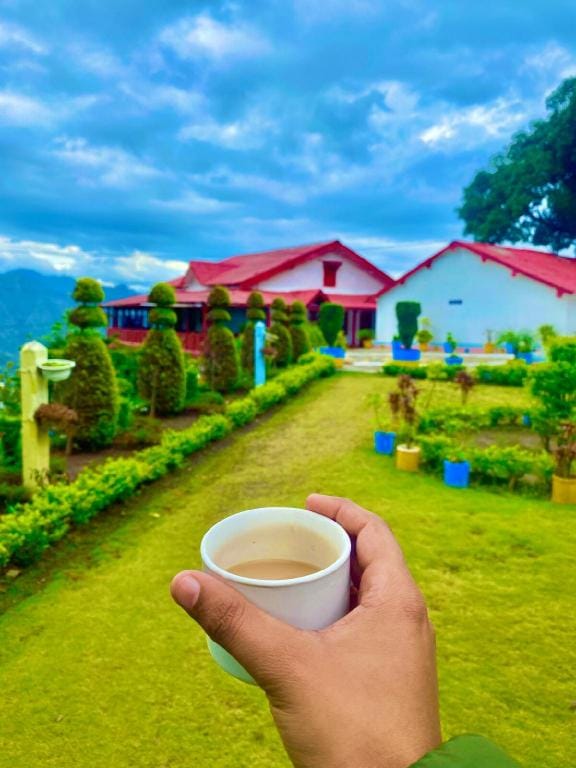 Shivalik Homestay & Bayleaf Café Villa in Uttarakhand