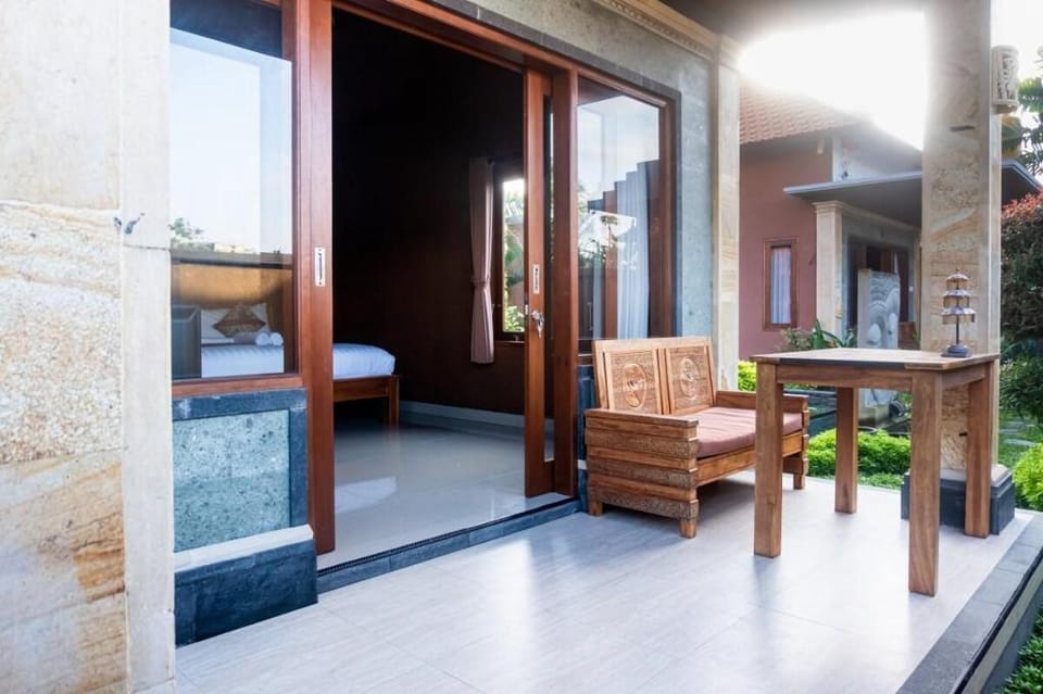 Putra Tama Private Pool Villa Villa in Sukawati