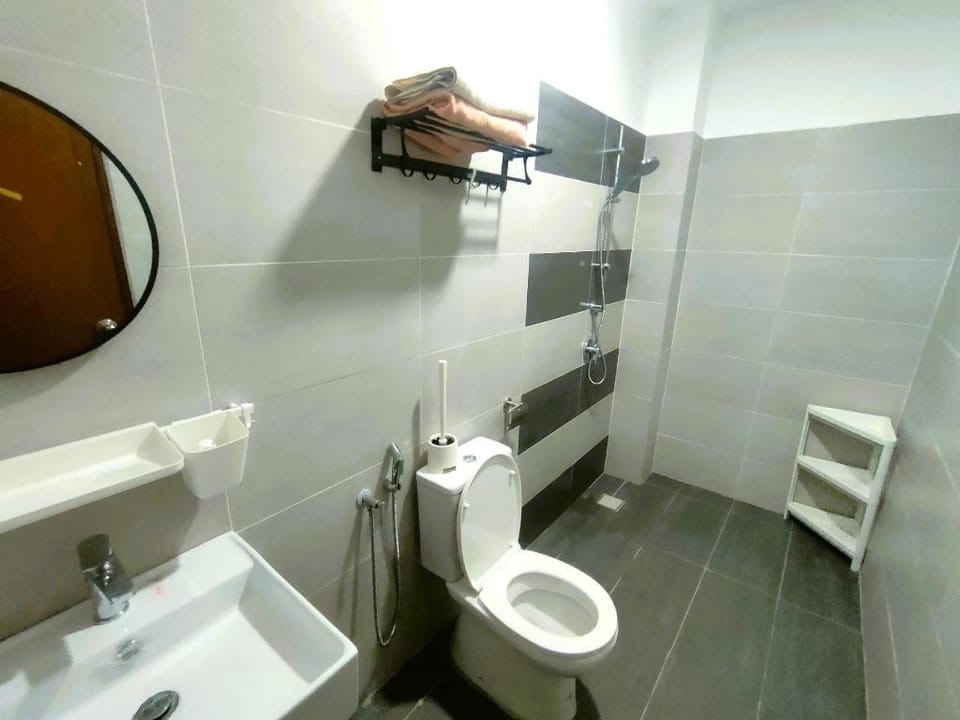 FaNa Homestay Tanjung Lumpur Vacation rental in Pahang, Malaysia