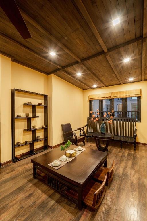Indochine/4BRs/Penthouse/Ctr Of HoanKiem Apartment in Hanoi