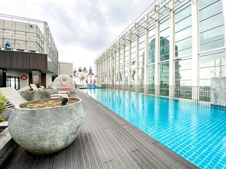 Iris Suite . Suasana @ 1BR 3Pax by RR JBcity Vacation rental in Johor Bahru