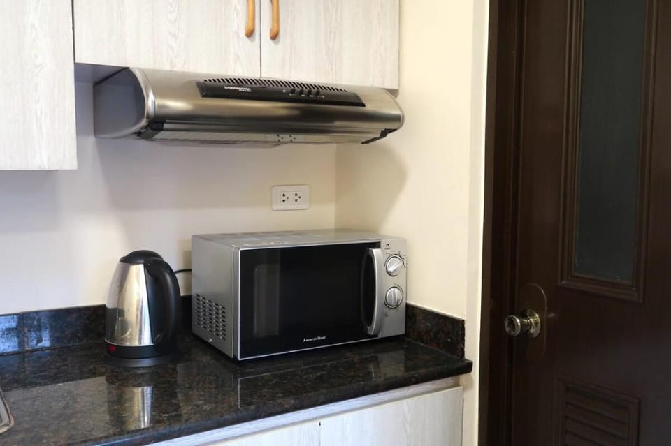 The Amyzing Suite -2BR Condotel Apartment in Baguio