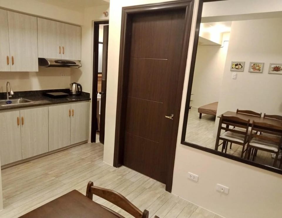 The Amyzing Suite -2BR Condotel Apartment in Baguio