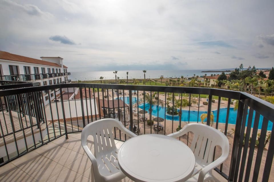 Nelia Sea Breeze Hotel in Ayia Napa