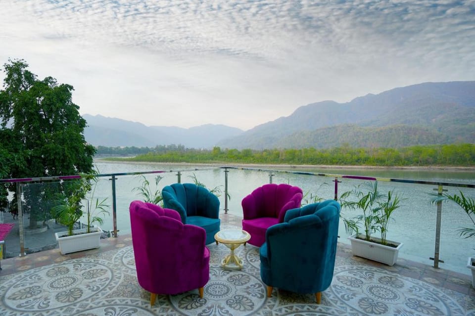 The Neeraj Naturecure - Ganga View Hotel in Rishikesh