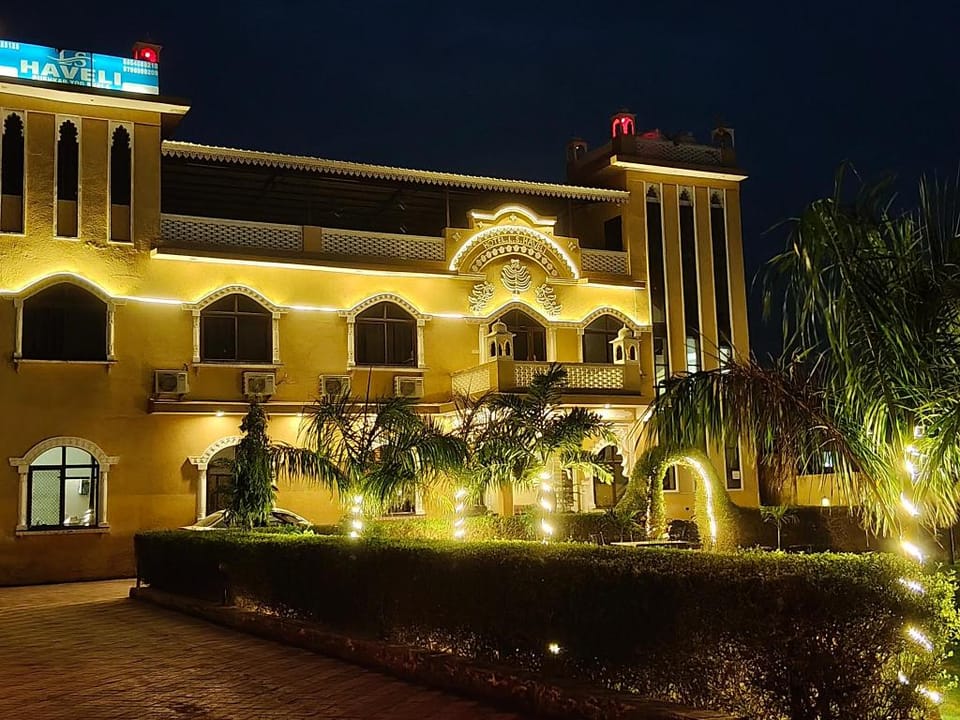 L S Haveli - A Heritage Lake View Haveli Hotel in Rajasthan