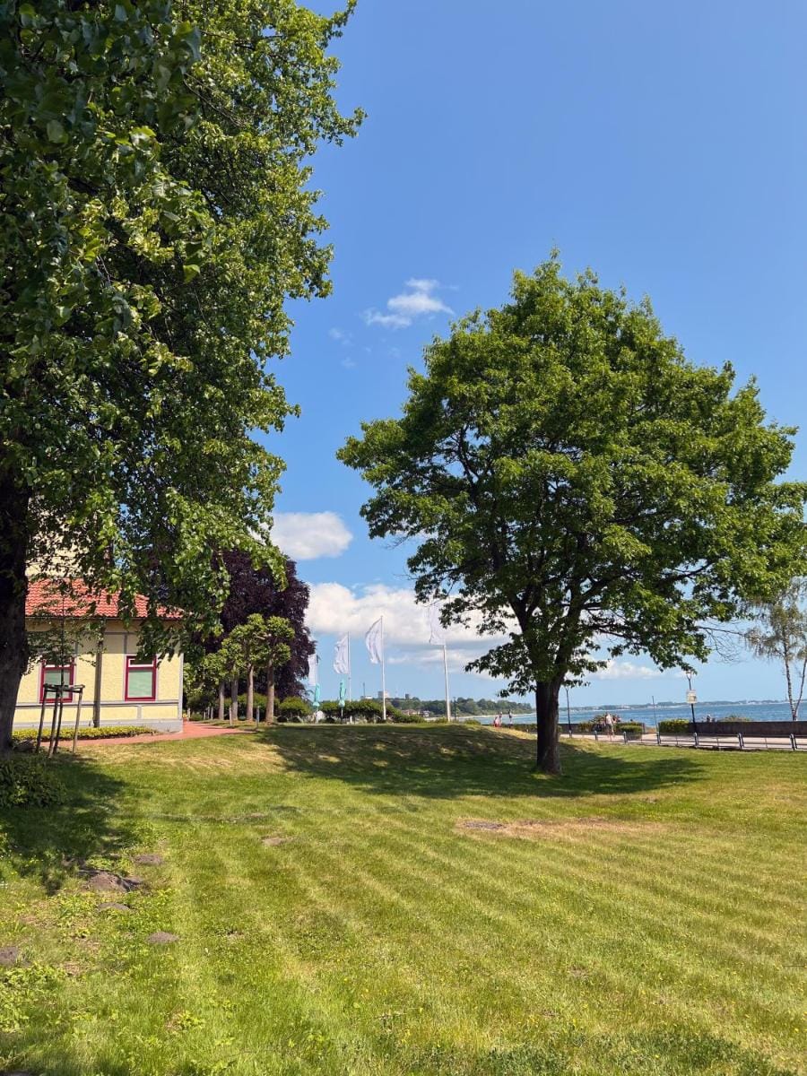 Zeitlos Hotel Garni Bed and Breakfast in Scharbeutz