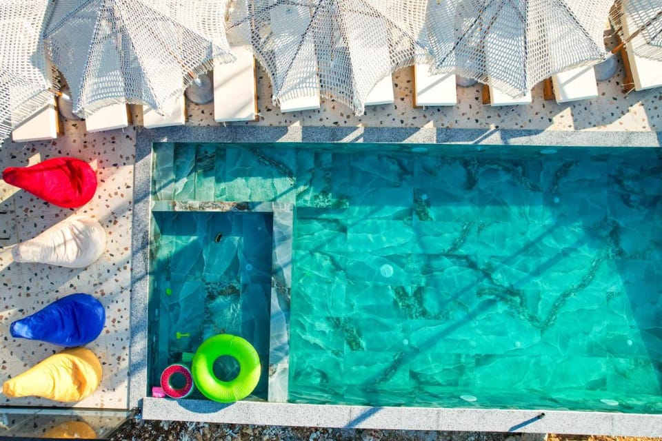Sunlight Hotel Hotel in Ksamil