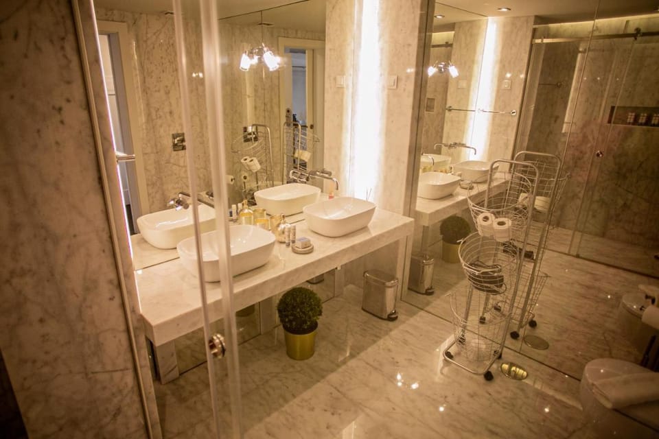 262 Boutique Aliados Bed and Breakfast in Porto