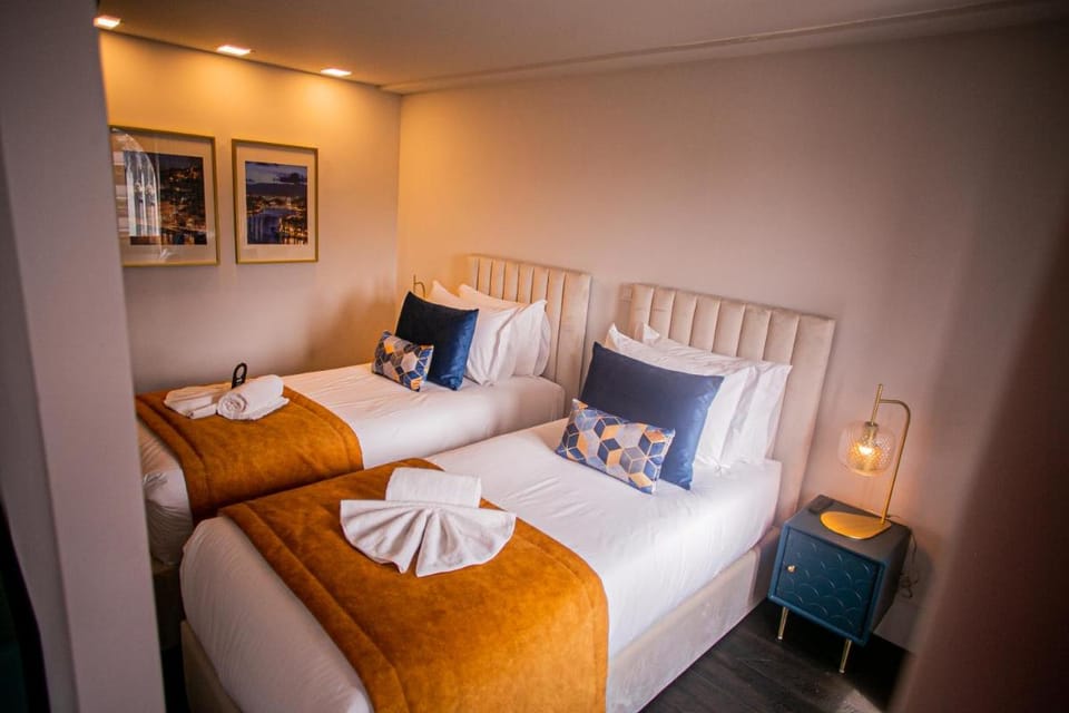 262 Boutique Aliados Bed and Breakfast in Porto