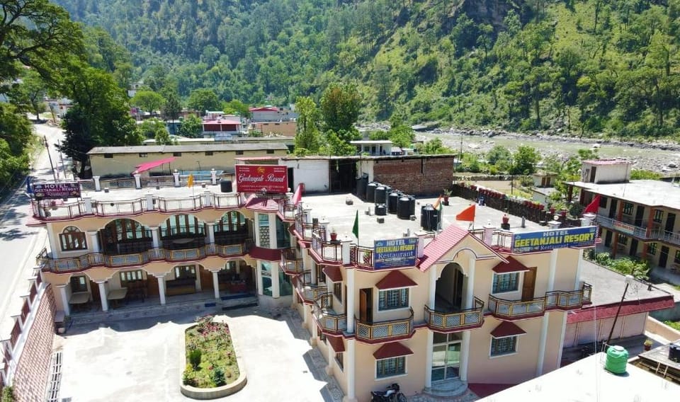 Geetanjali Resort Hotel in Uttarakhand