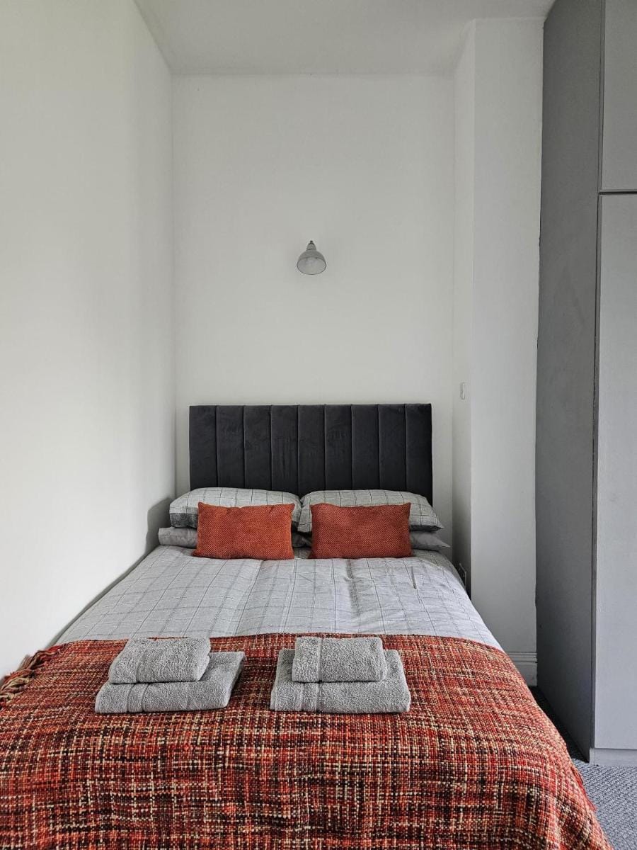 Edgerton Studios Apartment in Huddersfield