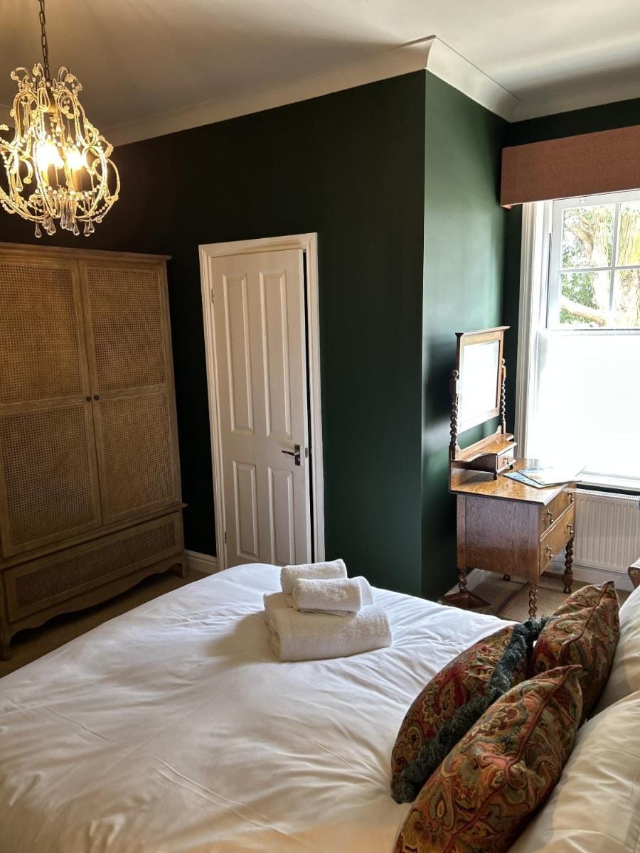 The Lodge at Salhouse Bed and Breakfast in Norwich