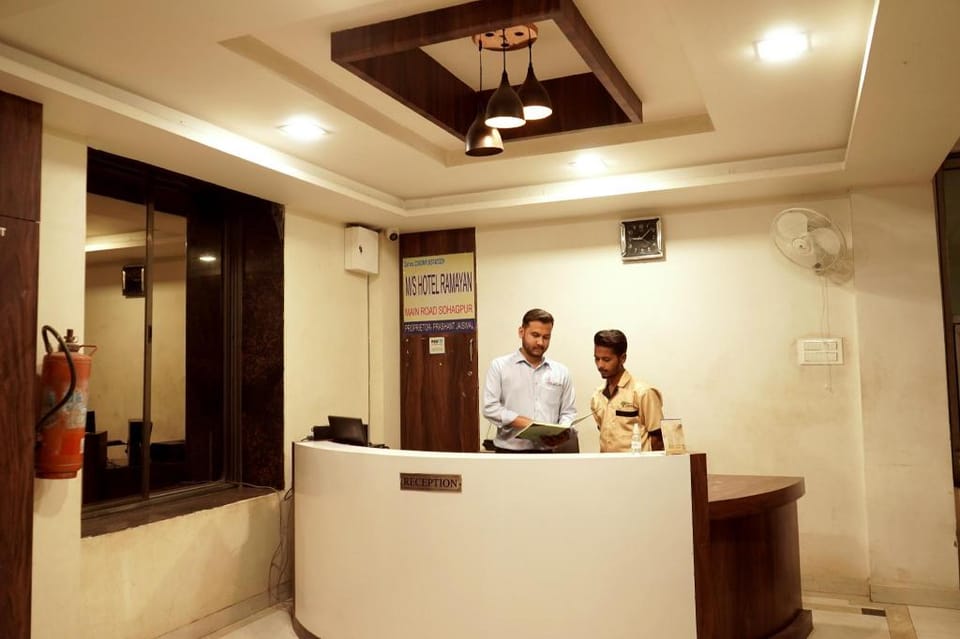Hotel Vatika Inn-Sohagpur Hotel in India