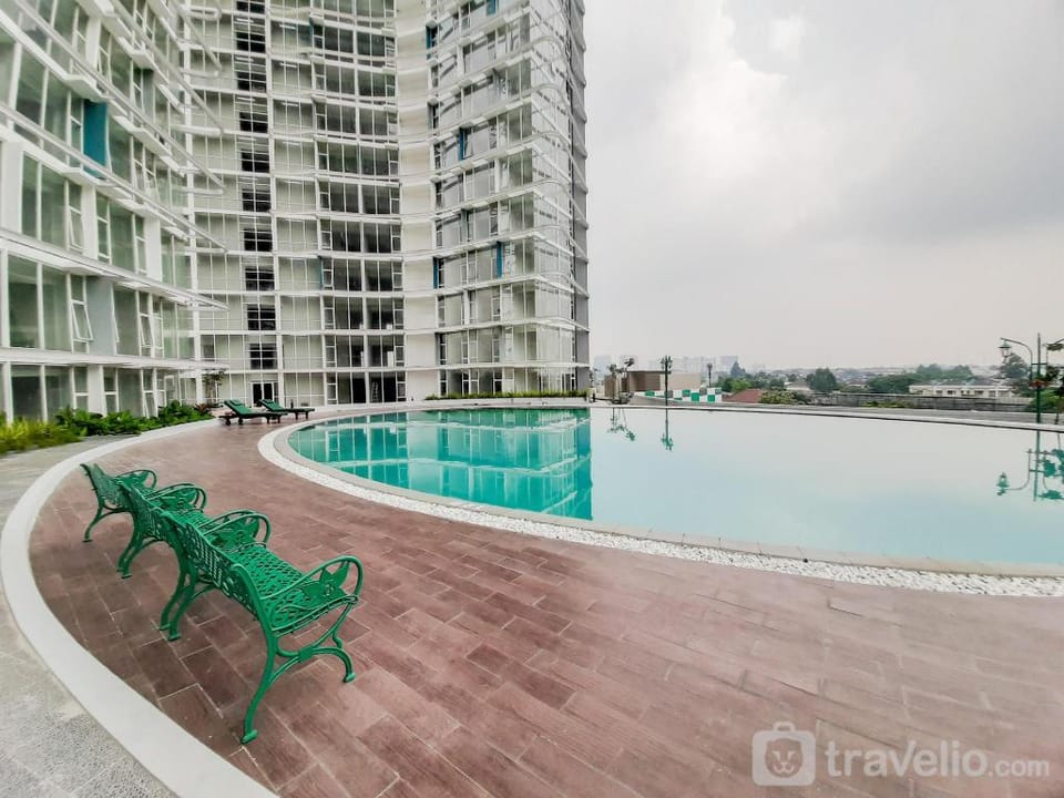 Restful 2BR Majestic Point Serpong Apt By Travelio Apartment in West Java