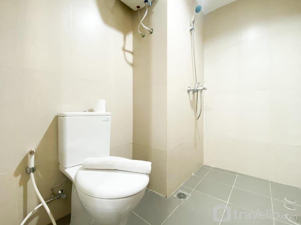 Simply Look Studio LRT City Jatibening By Travelio Apartment in Jakarta