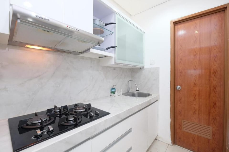 Cozy Stay 3BR at Nifarro Park By Travelio Apartment in South Jakarta City