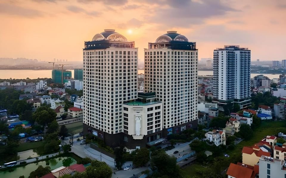 Westlake Apartment & Suites On Upper Floor Apartment in Laos
