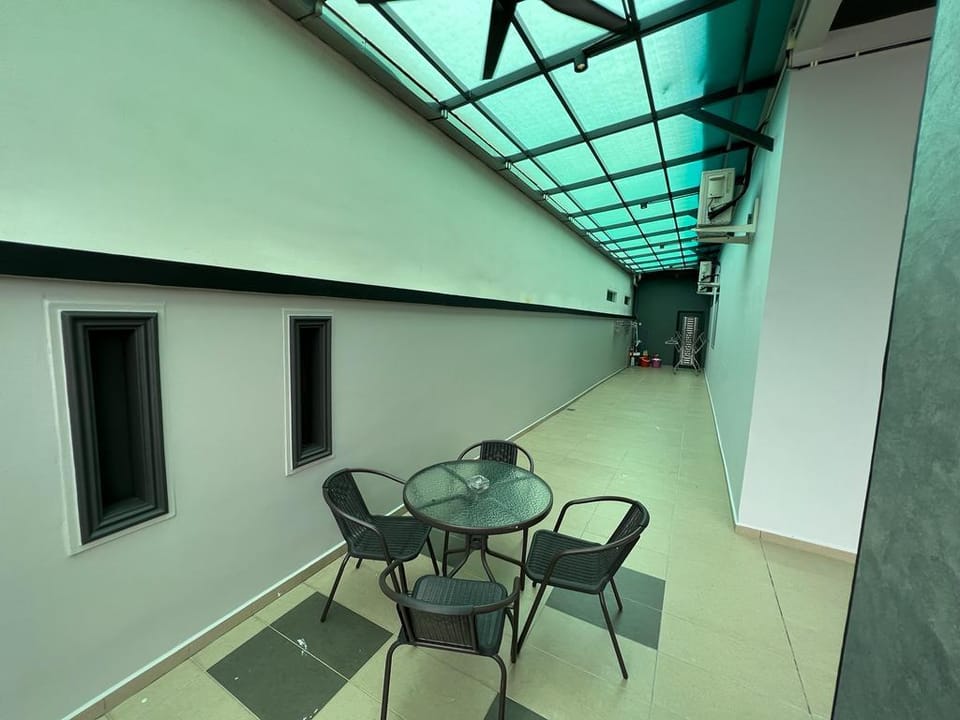 Bakri 7 Guest house  Vacation rental in Johor
