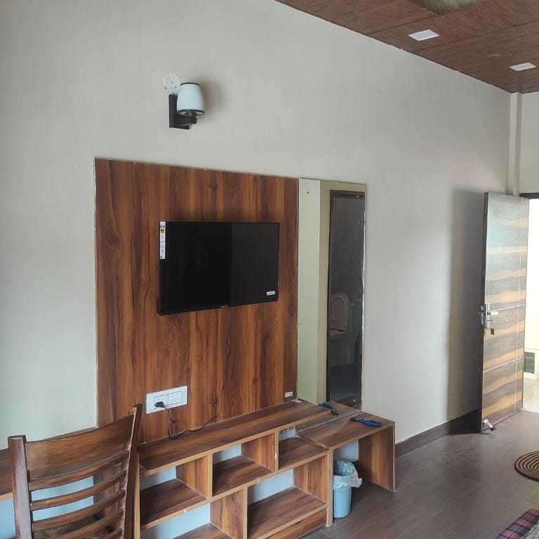 Whytbank Cottage Comfort Stays Vacation rental in Uttarakhand