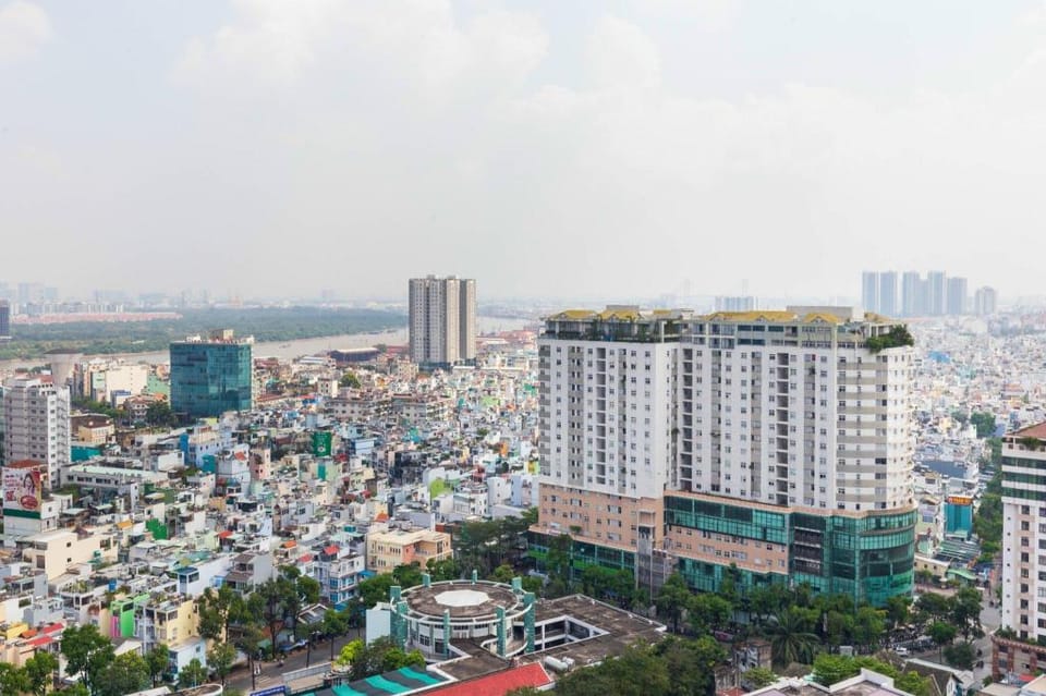 Quận 4 căn hộ 3Phòng ngủ 2 Toilet, có ban công Apartment in Ho Chi Minh City