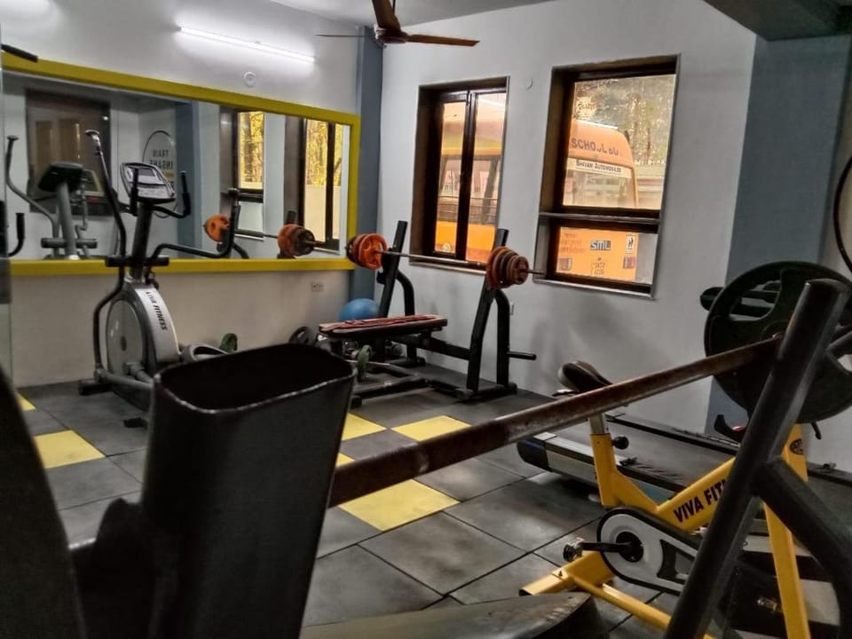 Abuzz Oxfordcaps Agarsen Boys Hostel Dehradun Apartment in Dehradun