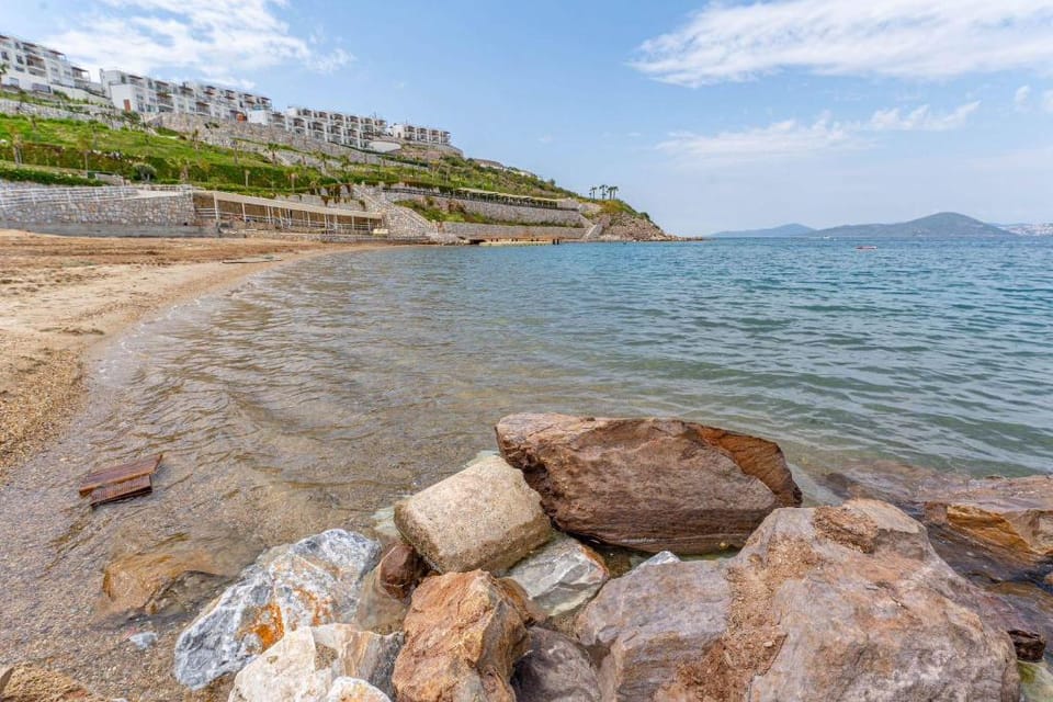 Apatment Дуплекс 2+1 с собственным пляжем Apartment in Muğla Province