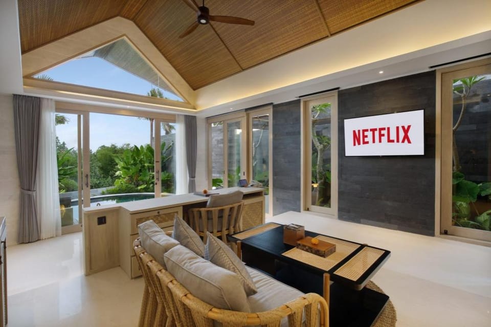 Luxury 1 BR Royal Private Pool #N8 Villa in North Kuta