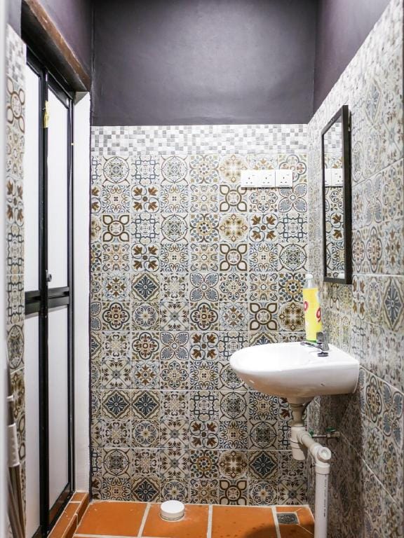 The Brick, 1min to Love Ln#ChuliaStreet#UnescoSite Vacation rental in George Town