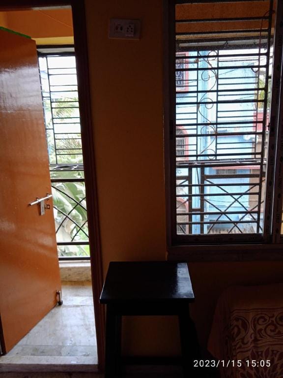 Adonis Enclave Niloy - Bird's Nest  Apartment in Kolkata