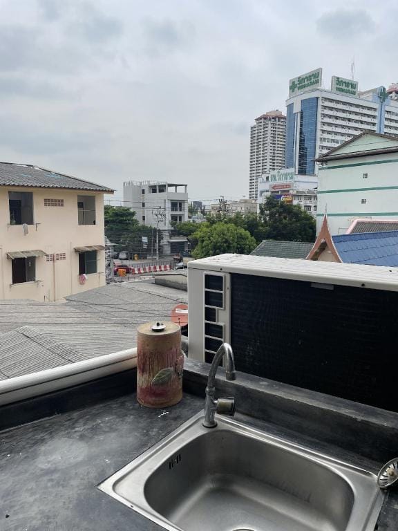 Baan Huamark Apartment in Bangkok